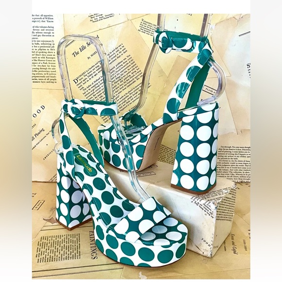Anthropologie Shoes - Anthropologie Larroude Dolly Platform Sandal Green White Patent Polka Dot
